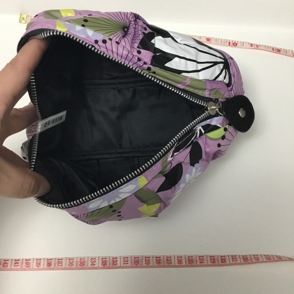 $9 ADD-ON Evolution Cosmetics / Make Up Pouch - Picture 6 of 6